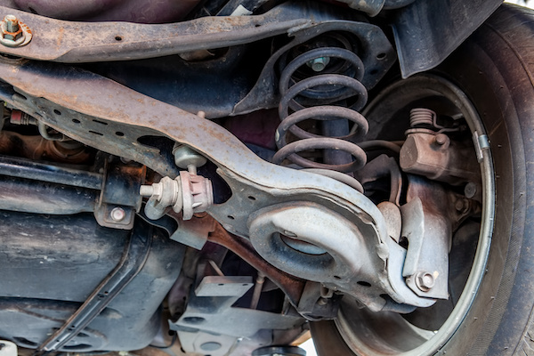 What Are The Signs Of Worn Shocks and Struts? - Neighborhood Tire Pros